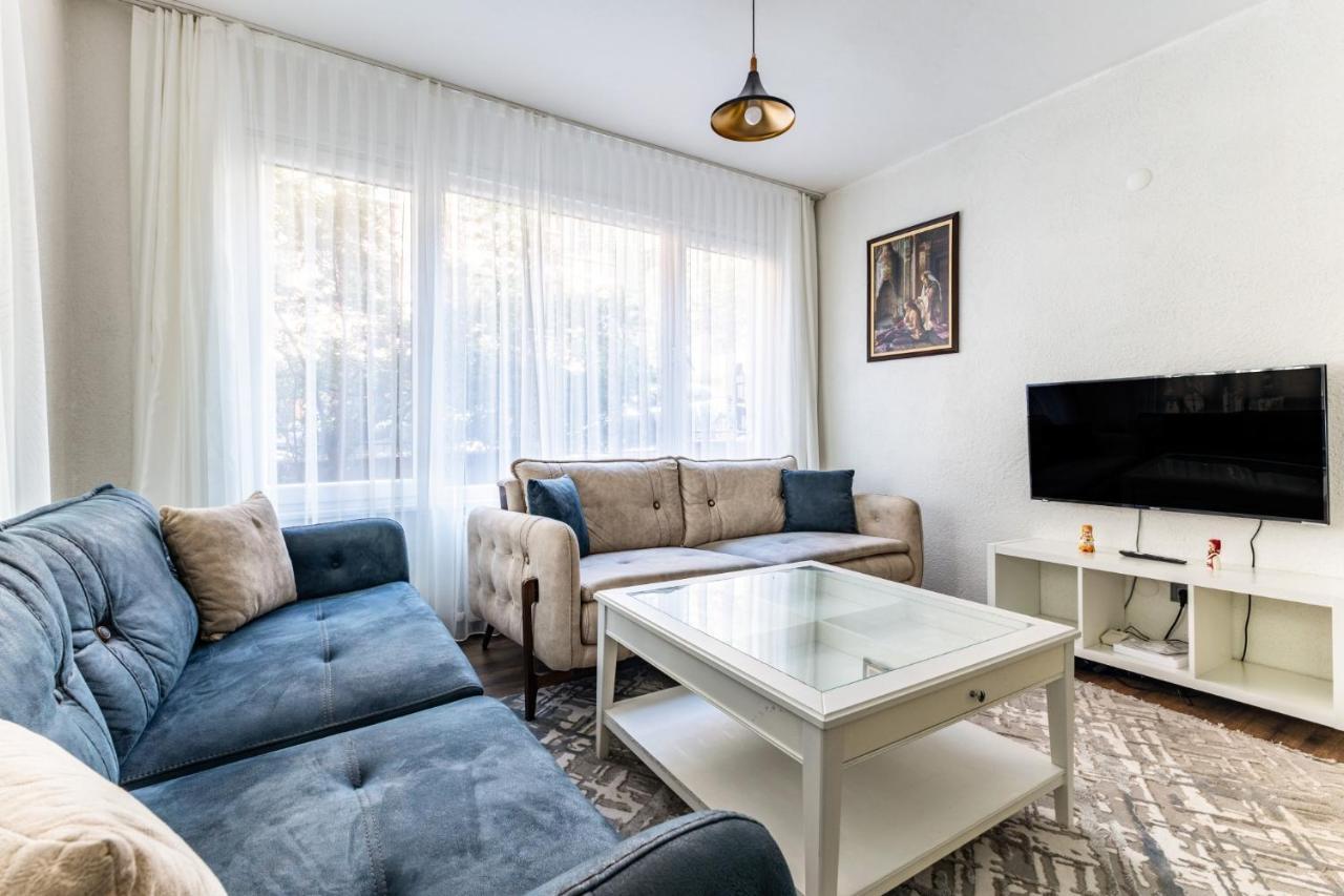 Flat W Garden Near Moda Coast In Kadikoy Apartment Istanbul